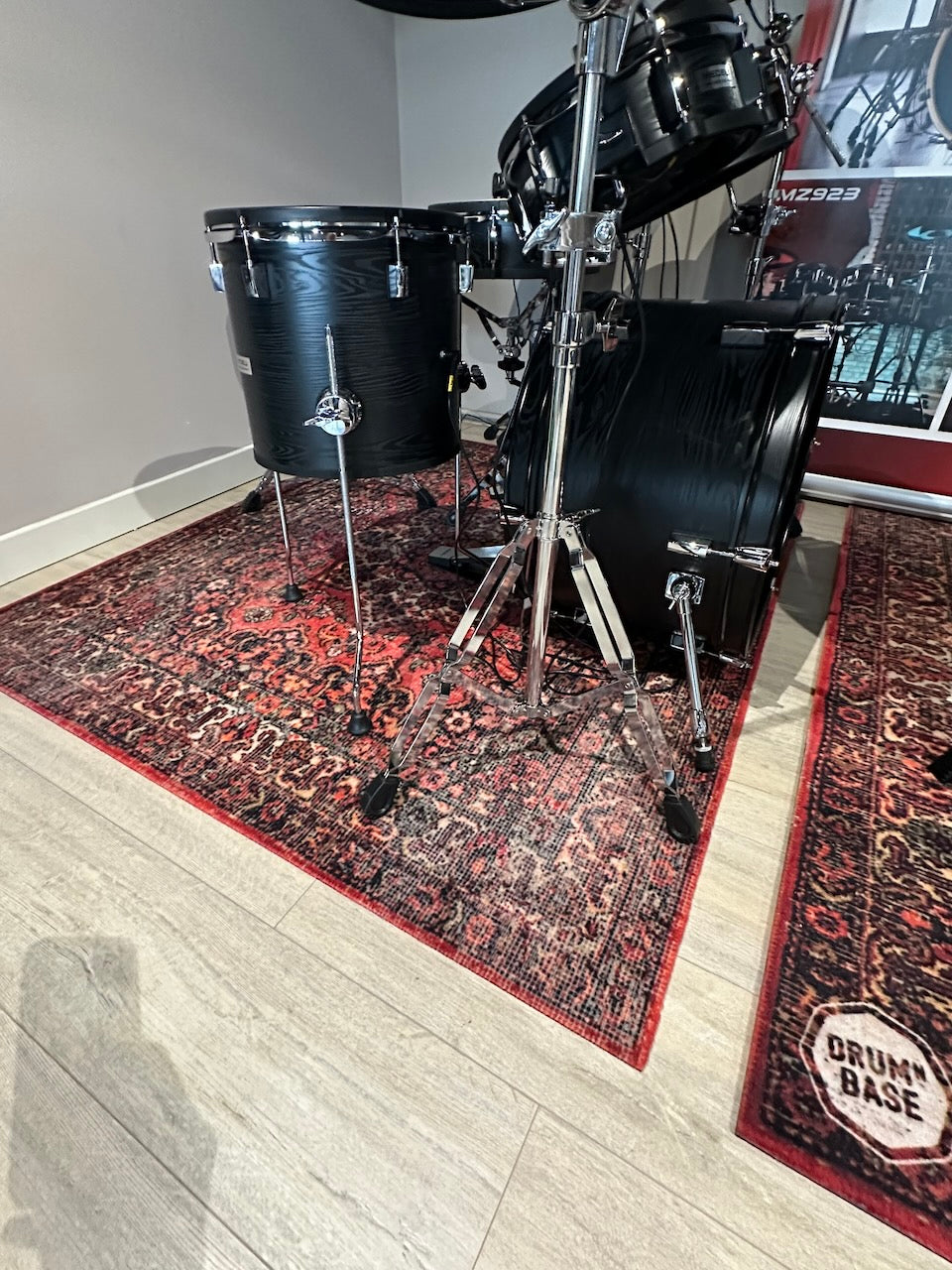 DRUMnBASE Sound STAGE 150×130cm Persian Worn Red Vibration Isolation carpet