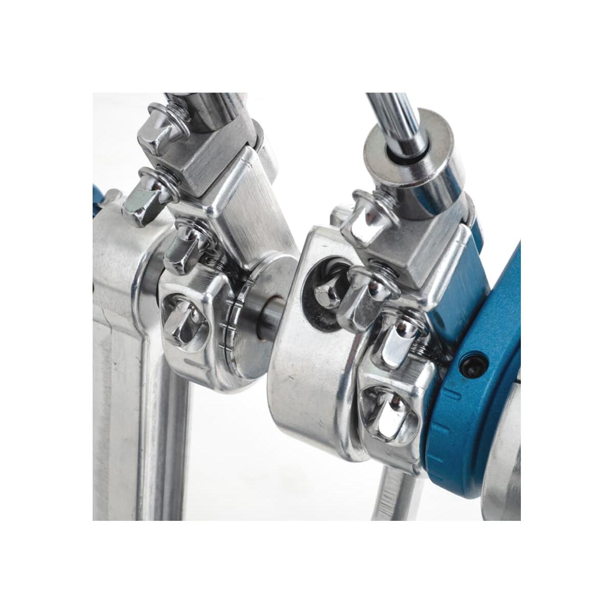 Close-up of the chain CAM system on the DIXON PP-PCPD1 Precision double bass drum pedal by Dixon