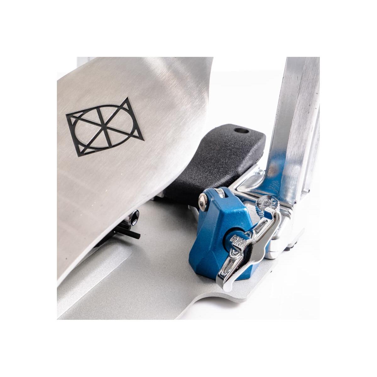 Close-up of DIXON PP-PCPD1 Precision double bass drum pedal metal chain and adjustable smooth footboard by Dixon.