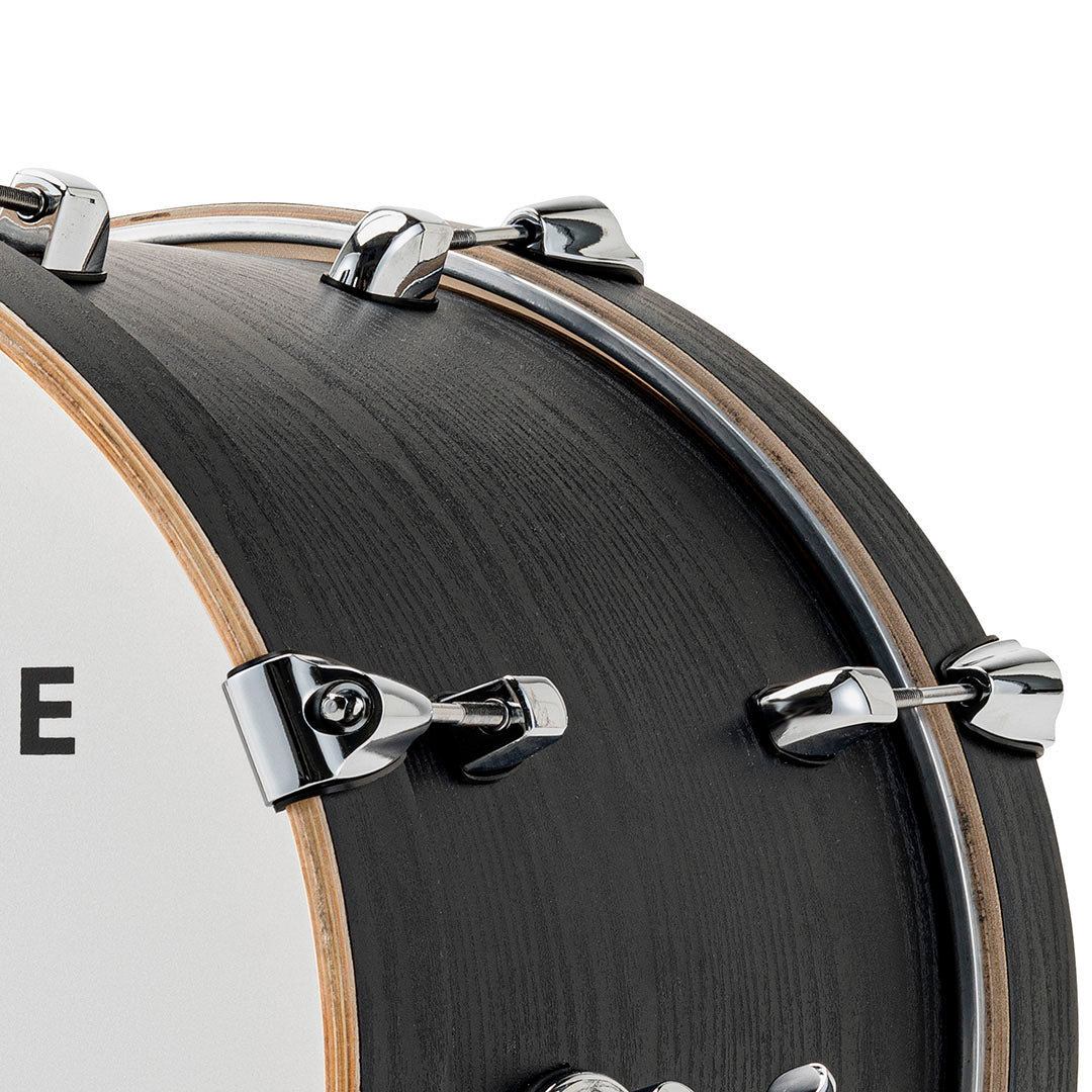 Close-up of birch shell snare drum with chrome hardware on EFNOTE 5X e-drum set by EFNOTE