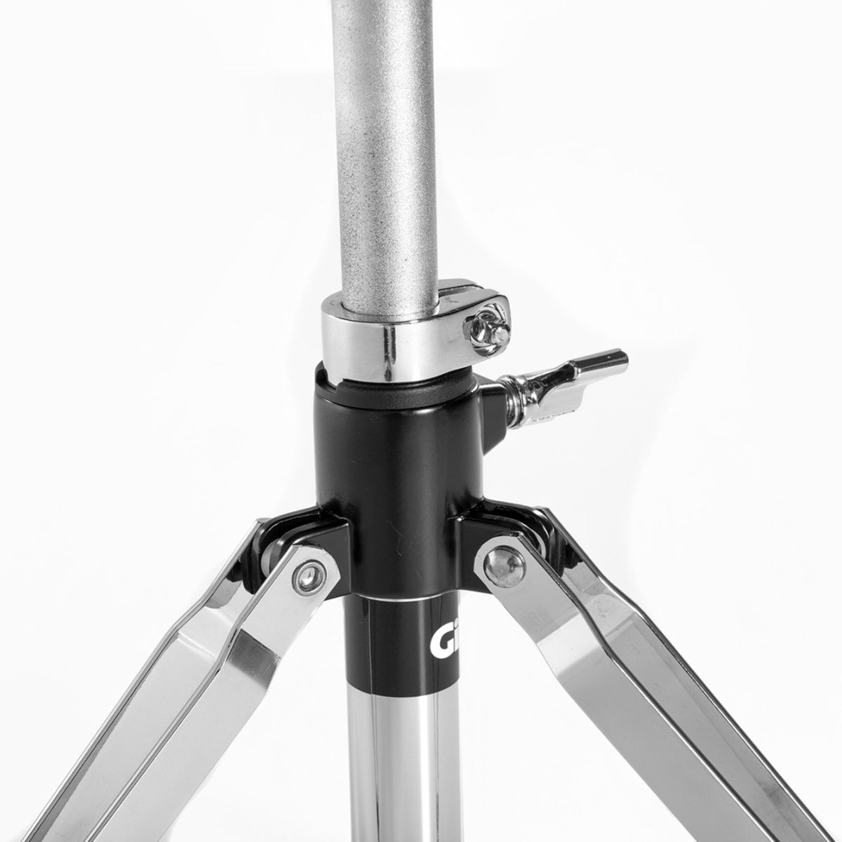 Gibraltar 6608 15,5" Vinyl Motorcycle Drum Throne metal double-braced base and adjustable clamp close-up view.
